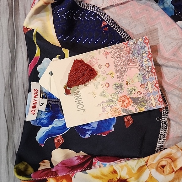 Nwt Johnny Was dress size M - Picture 9 of 10